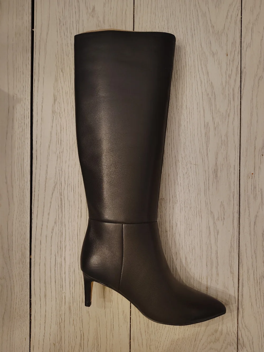 Calvin Klein‎ Garray Black Leather Pointed Toe Knee High Boots - Size 6M NWT